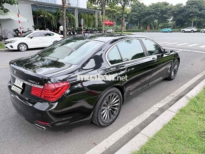 BMW 7 Series 2011 750Li - 120000 km