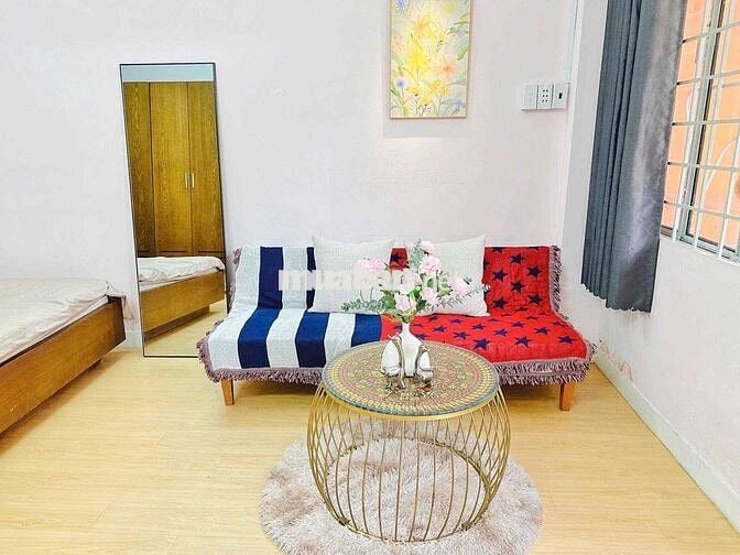 Căn hộ 1PN ban công, Full nội thất, sofa, đường oto, gần Metro, Q3,BT