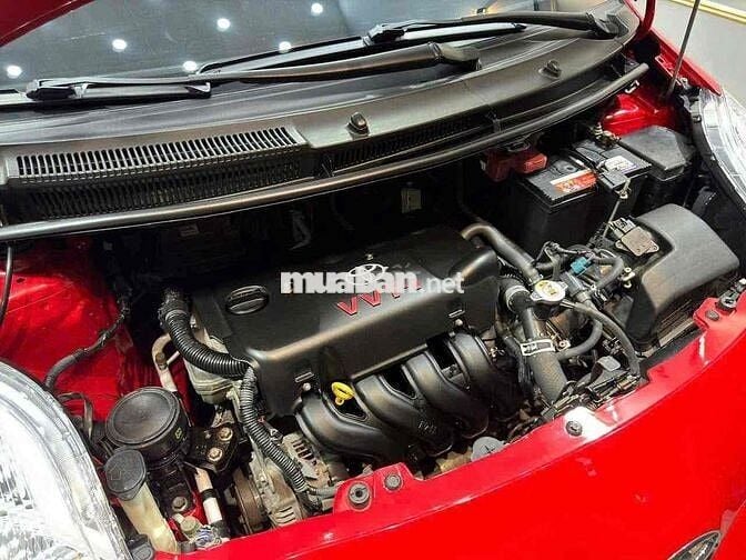 Toyota Yaris 2012 1.5 AT - 67 km