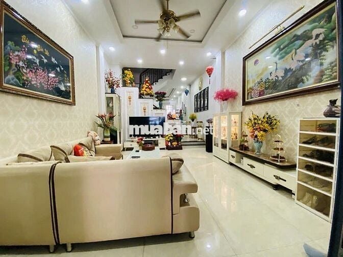 NHÀ 1 TRỆT 2 LẦU + TUM – 123M² – XE HƠI TRÁNH – SỔ HỒNG RIÊNG
