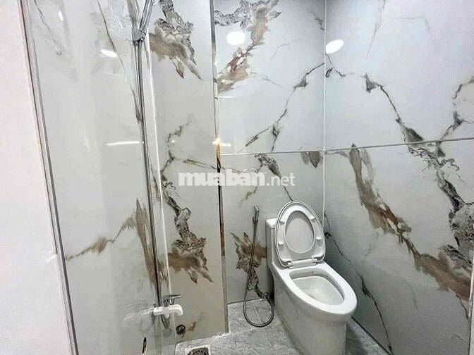 🧧🧧 Cho thuê nhà nguyên căn Quận 7 hẻm Huỳnh Tấn Phát - Diện tích:  7m❌