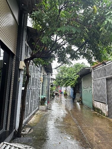 BBÁN NHÀ ĐẸP Ở NGAY. HẺM XE HƠI NGAY CHỢ THỚI HOÀ 