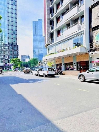 Cho Thuê Nhà 100 Mạc Thị Bưởi, P. Bến Nghé, Quận 1 - Cạnh Phố Đi Bộ 