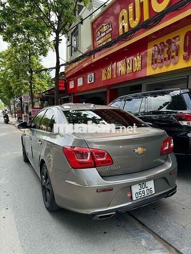 Chevrolet Cruze 2016 LTZ 1.8 AT - 95000 km
