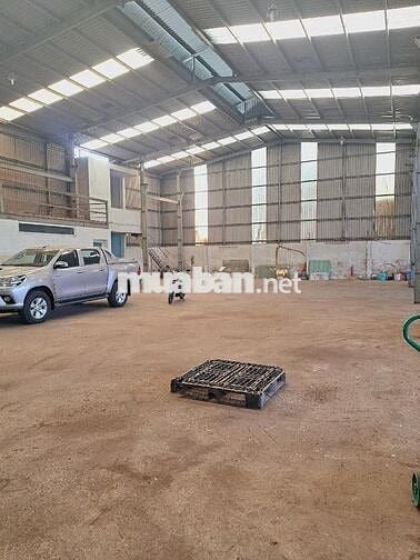 NHÀ XƯỞNG 1.800M² – MẶT TIỀN BÙI TƯ TOÀN – BÌNH TÂN – GIÁ 115 TỶ