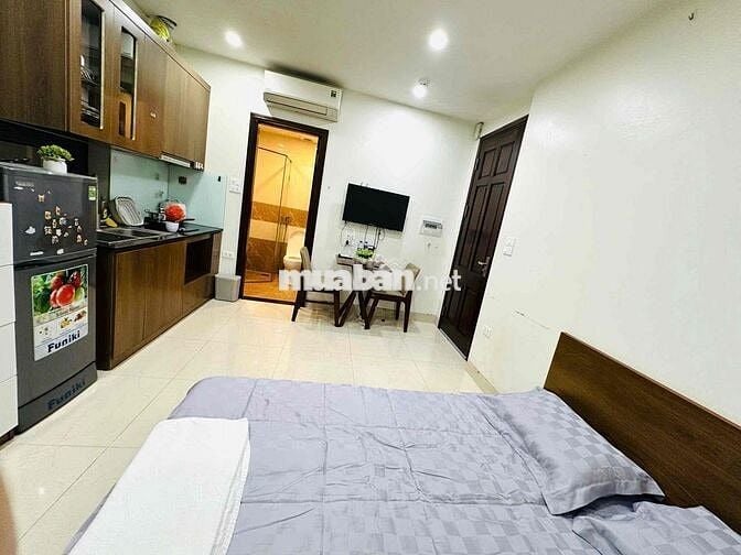 Phòng đẹp 20m², full đồ, có thang máy – ngõ 44 Trần Thái Tông, ở ngay!