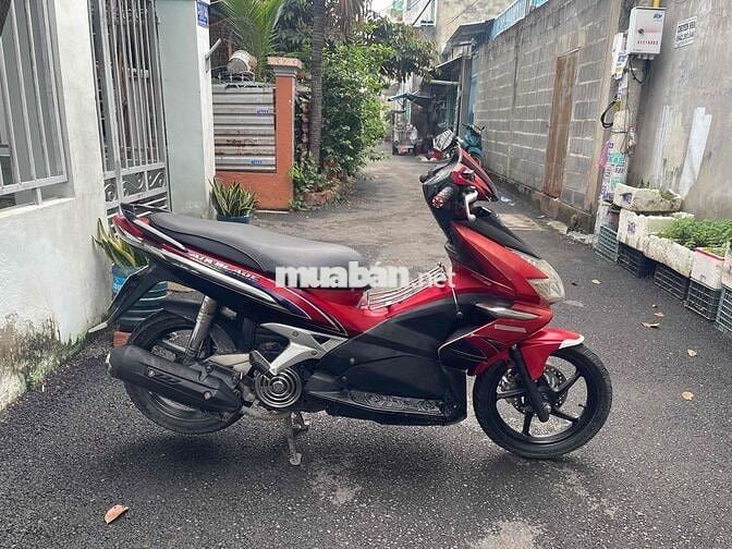 Bán airblade máy rất êm, giấy tờ đầy đủ