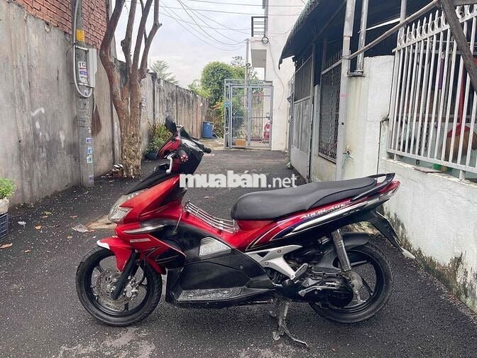 Bán airblade máy rất êm, giấy tờ đầy đủ