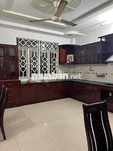 ĐC : BA TƠ,QUẬN 8,ĐƯỜNG 10m TRƯỚC NHÀ :DT: 5x19 (95m2)