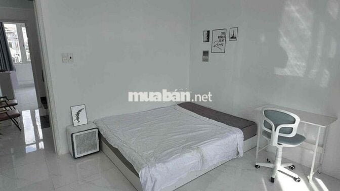 CĂN HỘ 2PN FULL NỘI THẤT VIEW TOÀN THÀNH