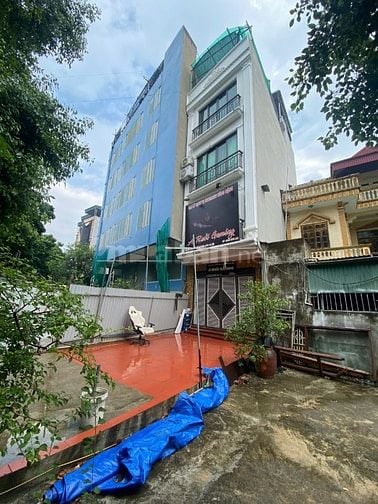 Cho thuê nhà 4 tầng mặt đường Hoàng Trình Thanh, Phường Kiến Hưng