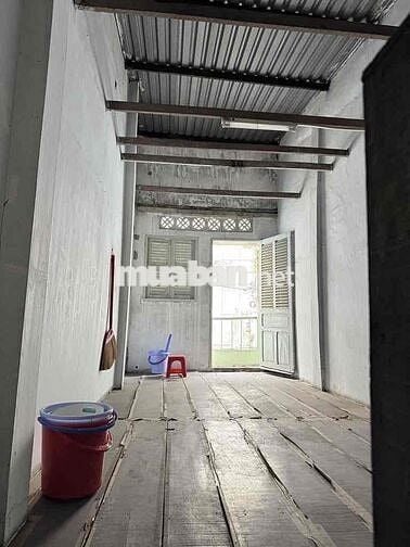 Nhà cấp 4, DT 40m2, hẻm ô tô, 4,7 tỷ, tiện cải tạo hoặc xây mới