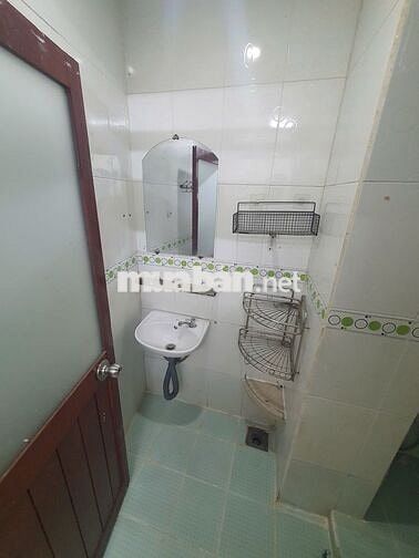 CHO THUÊ NHÀ NGUYÊN CĂN TRỆT SUỐT 1 PHÒNG NGỦ