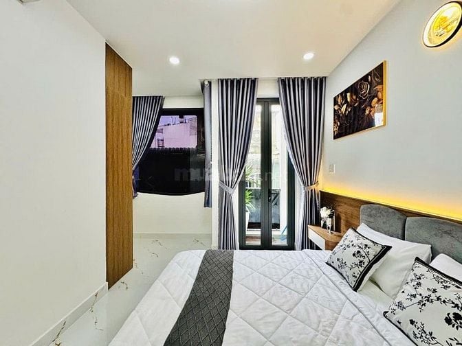 CHÍNH CHỦ BÁN NHÀ ĐẸP KHU ĐỒNG BỘ MỚI XÂY 3 TẦNG FULL NỘI THẤT