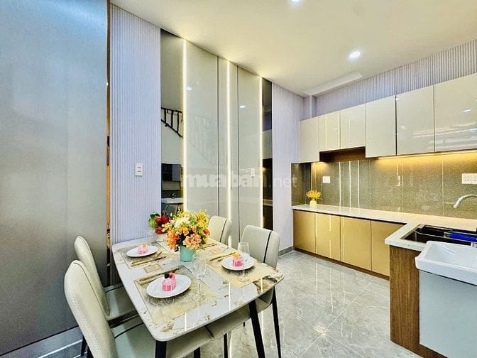 CHÍNH CHỦ BÁN NHÀ ĐẸP KHU ĐỒNG BỘ MỚI XÂY 3 TẦNG FULL NỘI THẤT