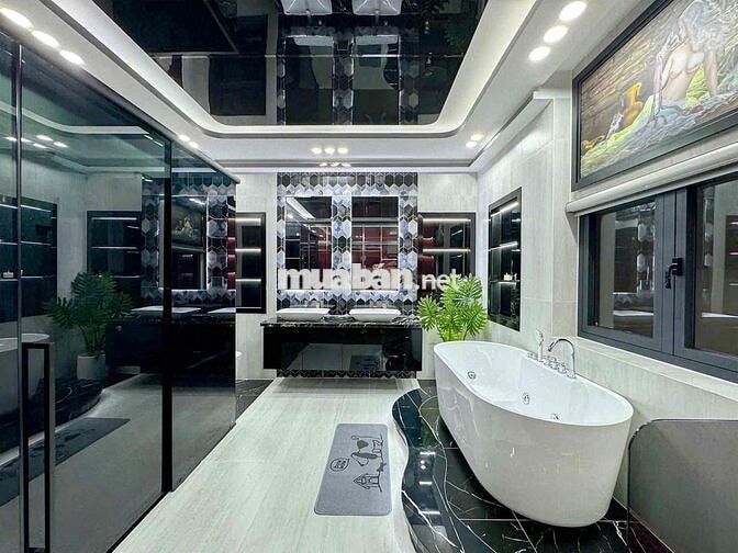 NHÀ CÓ THANG MÁY NGAY CẠNH PHÚ MỸ HƯNG QUẬN 7.
