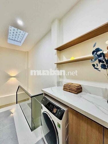 Nhà mới 41m2, 2 tầng BTCT, 3 PN gần mặt tiền xe hơi, đường Quốc Lộ 13