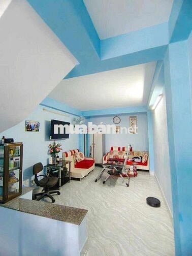 Bán gấp nhà mặt tiền đường số 15, Tân Thuận Quận 7, nhỉnh 7 tỷ.