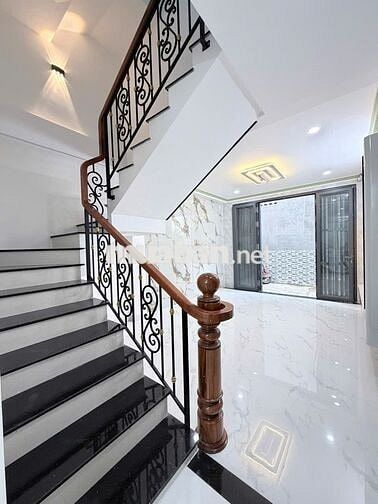 Nhà xây mới đang làm hoàn công 6ty750