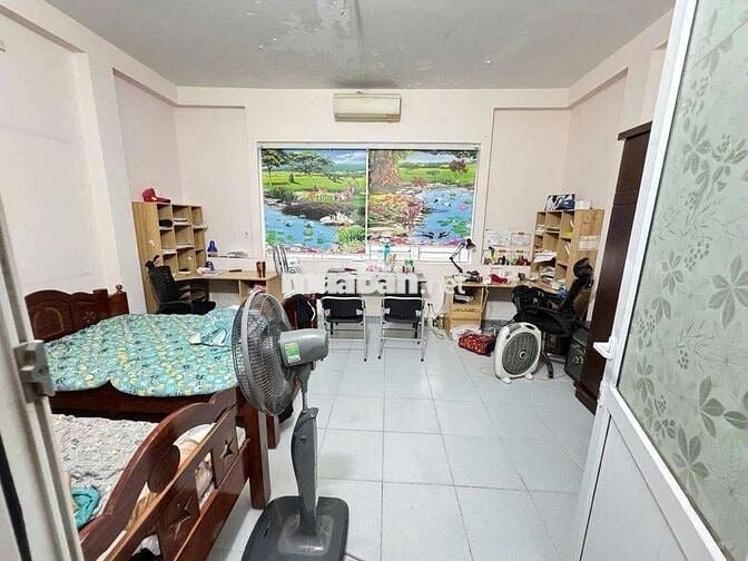 TT CẦU GIẤY- GIÁ HỢP LÝ- VF3 VÀO NHÀ - 5 TẦNG CHẮC CHẮN