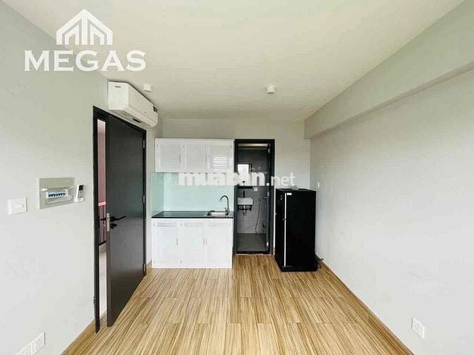 STUDIO FULL NỘI THẤT NGAY ETOWN NHÀ GA T3 CÓ THANG MÁY
