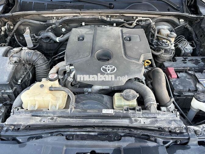 Toyota Hilux 2021 2.4E 4x2 AT - 75000 km