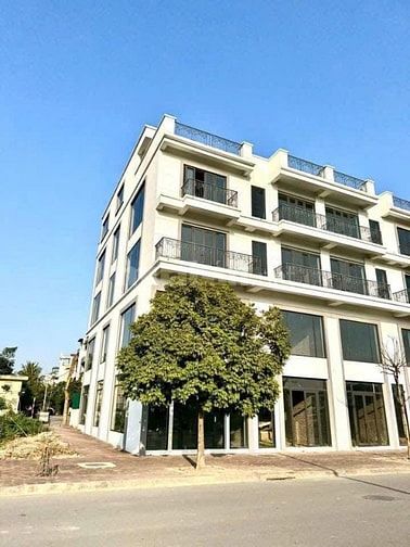Liền kêt Metro Politans Gia Lâm 5 tầng vỉa hè dt 85m2 mt 6m 1x tỷ