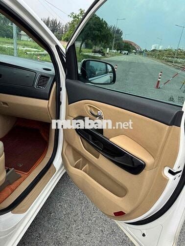 Kia Sedona 2018 máy  dầu 2.2 bản tiêu chuẩn