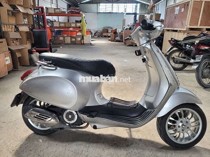 Xe vespa sprint