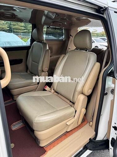Kia Sedona 2018 máy  dầu 2.2 bản tiêu chuẩn