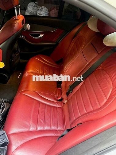 Mercedes Benz C Class 2019 C 300 AMG - 63000 km