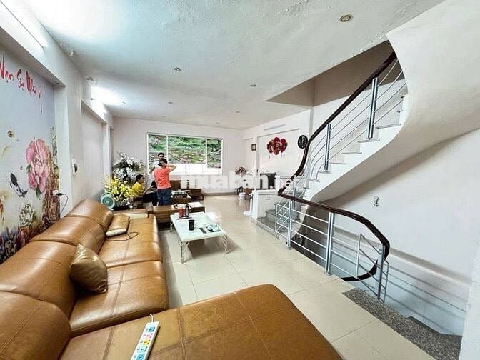 SIÊU PHẨM DƯƠNG QUẢNG HÀM – 51M² – 5 TẦNG – Ô TÔ NGAY CỬA– GIÁ 17 TỶ