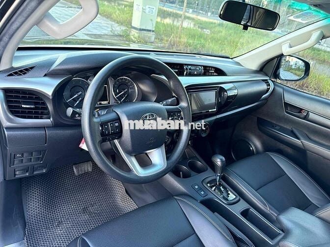 Toyota Hilux 2021 2.4E 4x2 AT - 75000 km