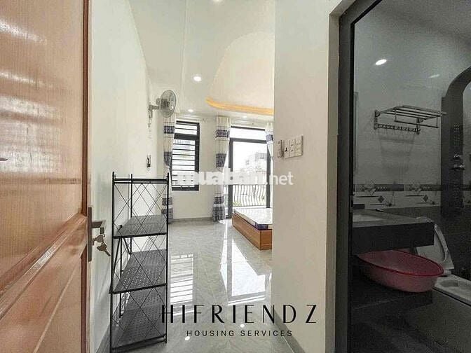 CĂN HỘ DỊCH VỤ FULL NỘI THẤT NGAY NGÃ TƯ BỐN XÃ
