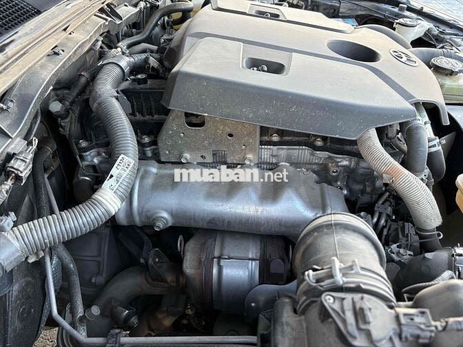 Toyota Hilux 2021 2.4E 4x2 AT - 75000 km
