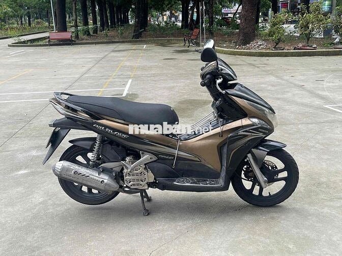 XE HONDA AIRBLADE 2012 – GIÁ 8,5TR. MÁY ÊM CHẤT