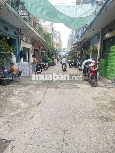 Cho thuê nhà nguyên căn hẻm xe tải Mai Xuân Thưởng Q.6