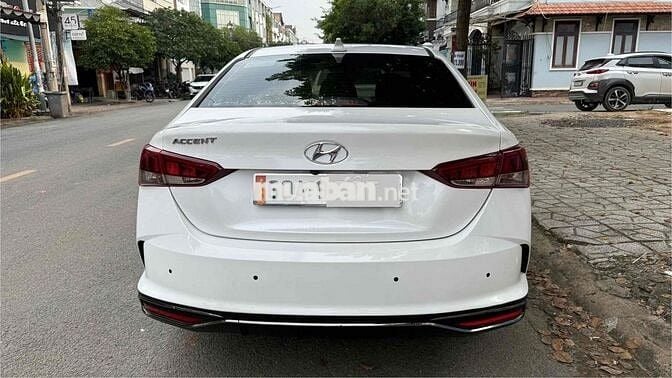 Xuat canh Hyundai Accent 2021 1.4 AT - 58000 km