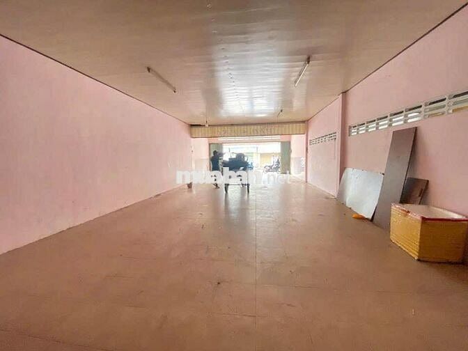 Cần bán gấp căn nhà MT ở xã Phước Vĩnh An , Củ Chi 177m2 SHR giá 940tr