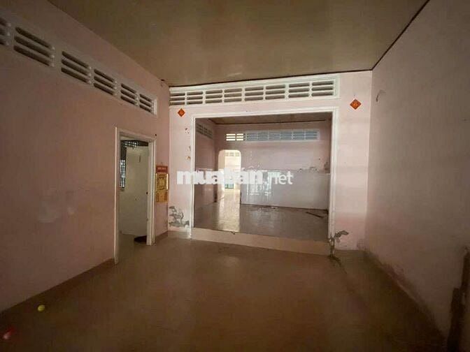 Cần bán gấp căn nhà MT ở xã Phước Vĩnh An , Củ Chi 177m2 SHR giá 940tr