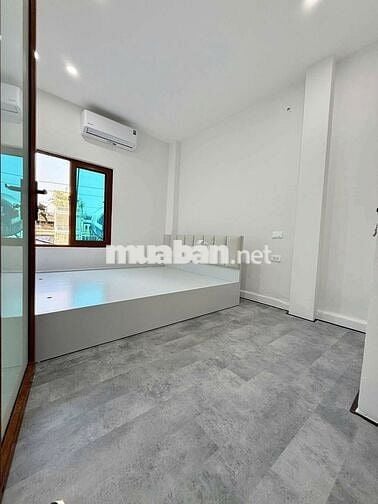 Bán Gấp Nhà Minh Khai 20M x 5T Giá 5,7 Tỷ. 30m ra phố, full nội thất.