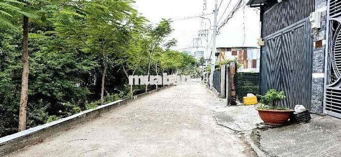 NHÀ NÁT TIỆN XÂY MỚI KHU PHÂN LÔ ĐƯỜNG 7M THỚI AN 16 GIÁ TỐT