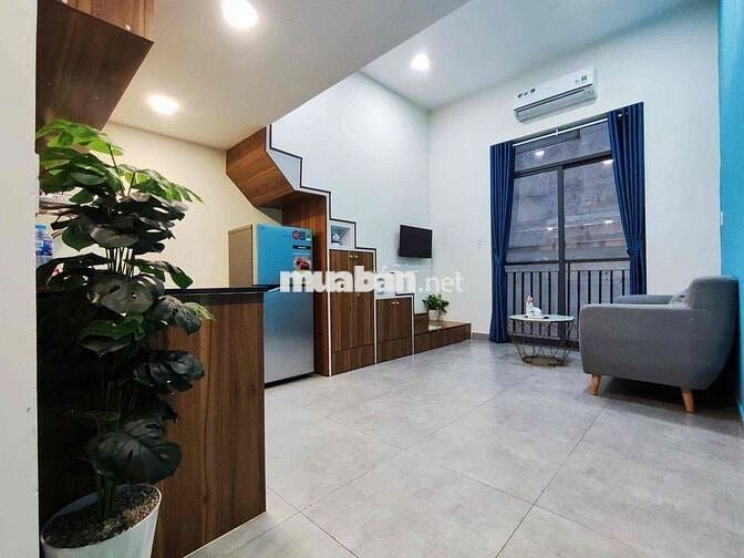 Căn Hộ Cho Thuê Có Gác Rộng Sạch Đẹp Mới Ngay Vạn Hạnh Mall Q10