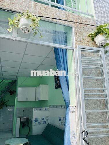 275tr nhà nhỏ Hóc Môn, DT: 3.5m-7m 1 trệt 1 lầu, đang cho thuê 2,2tr