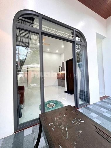 BÁN NHÀ CẤP 4 HIỆN ĐẠI MẶT TIỀN KINH DOANH GIÁ 2,7 TỶ