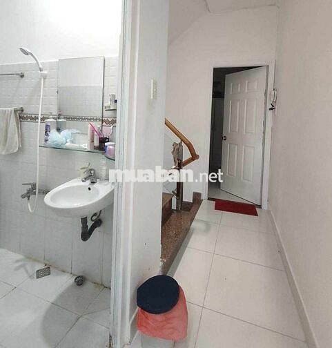 NHỈNH 3 TỶ , 35m2 , 3 TẦNG , TÂN HƯƠNG - TÂN PHÚ ,SÁT MẶT TIỀN