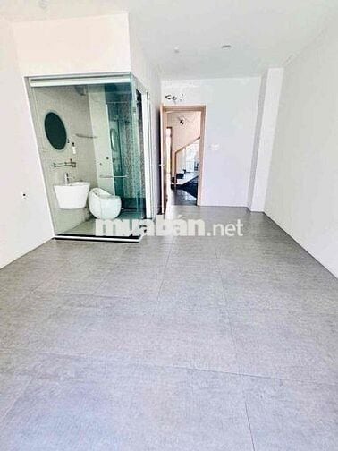 Nhà Đẹp Ngay Ngã 4 Bình Phước Quốc Lộ 13 Xe hơi ngủ trong nhà 69m2