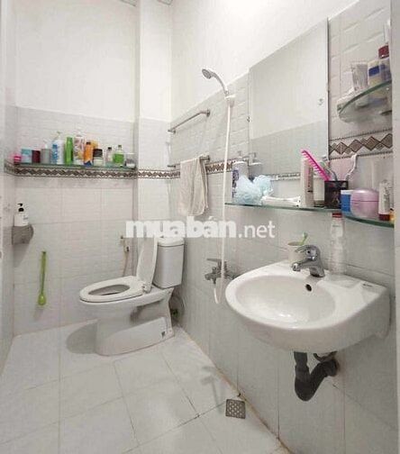 NHỈNH 3 TỶ , 35m2 , 3 TẦNG , TÂN HƯƠNG - TÂN PHÚ ,SÁT MẶT TIỀN