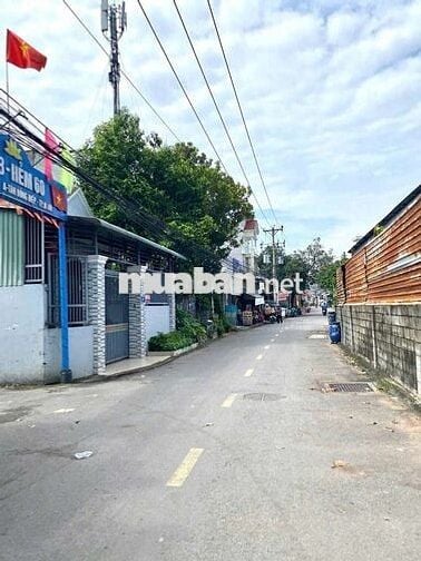 Cho thuê nhà mặt tiền gần chợ Đoàn Thị Kia
