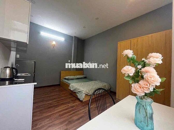 SIÊU PHẨM PHÒNG CỬA SỔ TO ĐẦY ĐỦ NỘI THẤT NGAY CHỢ BẮC HẢI, GẦN HUFLIT
